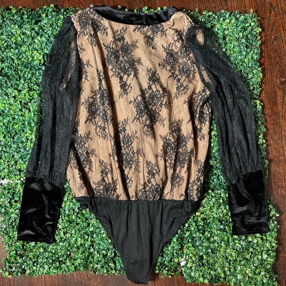 Do + Be Curve Lace Black Longsleeve Bodysuit Size 1X - Picture 6 of 6
